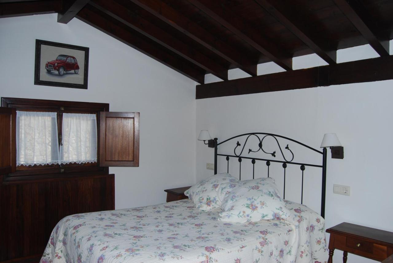 Apartamentos El Perujo Comillas Luaran gambar